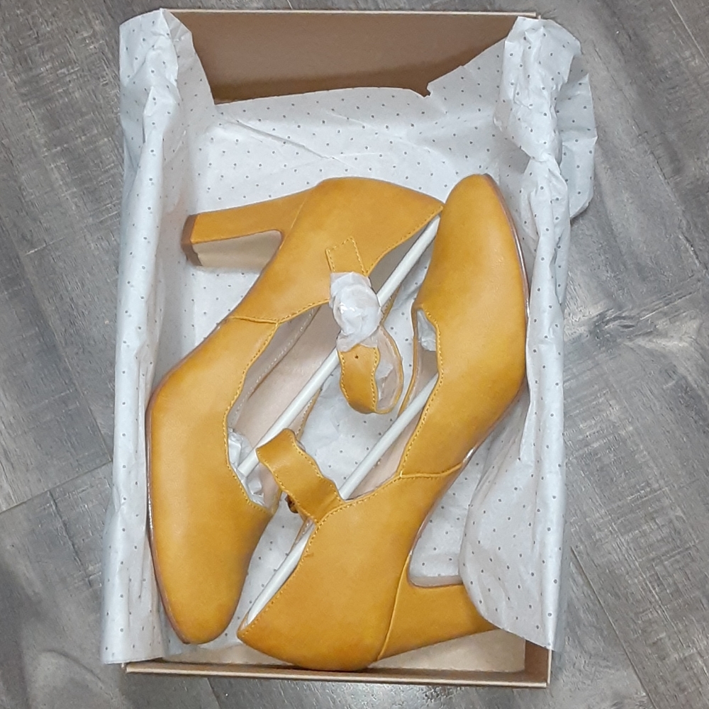 Hello, sunshine mary jane heel - Picture 15 of 15